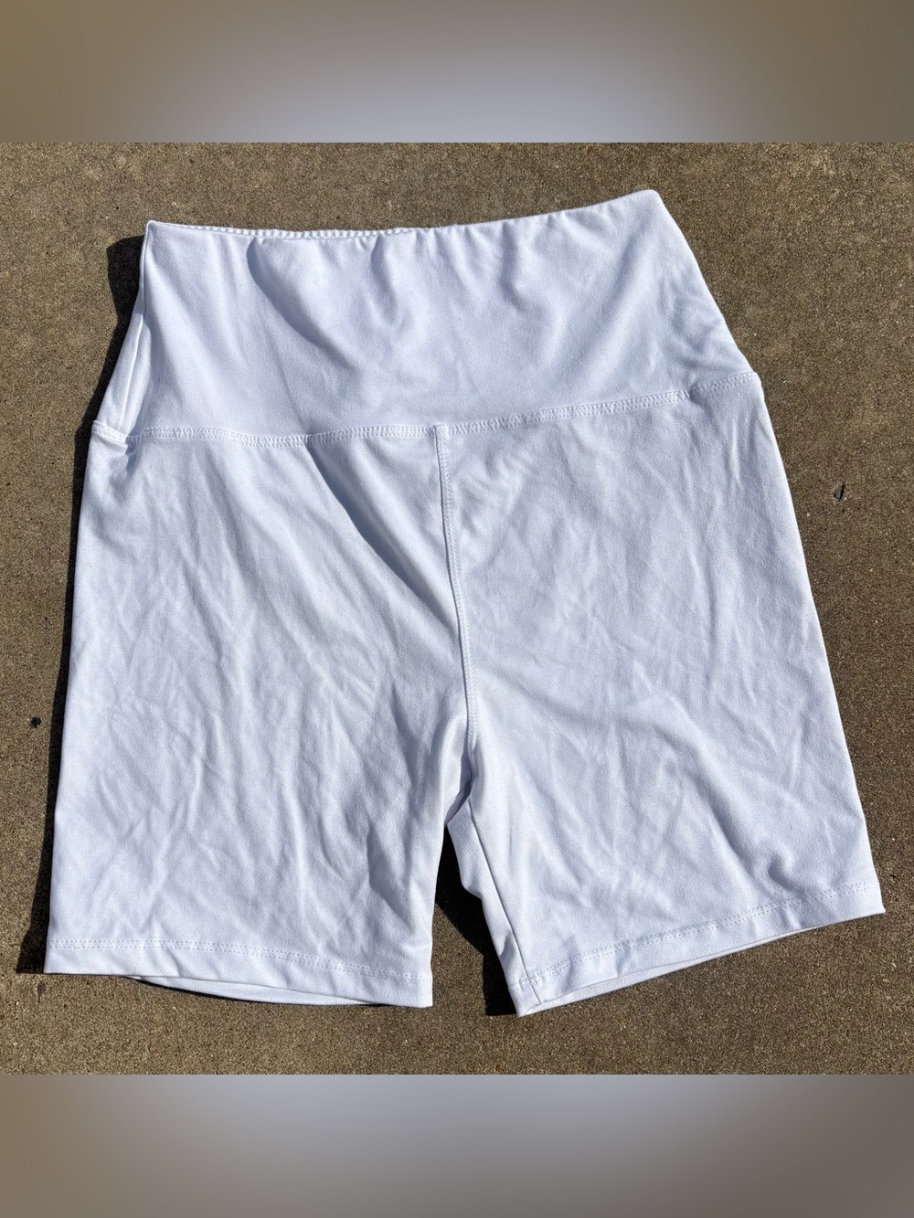 White High-Waist Performance Women’s Bike Shorts